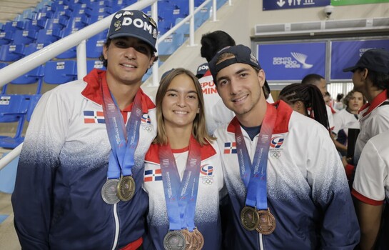 Atletas medallistas elevan la bandera dominicana y exhortan a los jóvenes a incursionar en el deporte