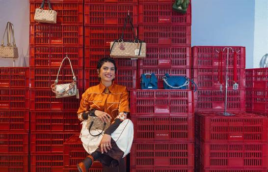 Ka Dipuglia lleva el Caribe a Bogotá: una travesía de identidad, memoria y diseño