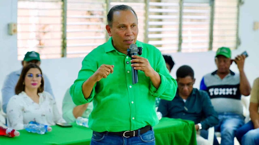 Radhamés Jiménez acusa al Gobierno de usar reforma fiscal para golpear al pueblo