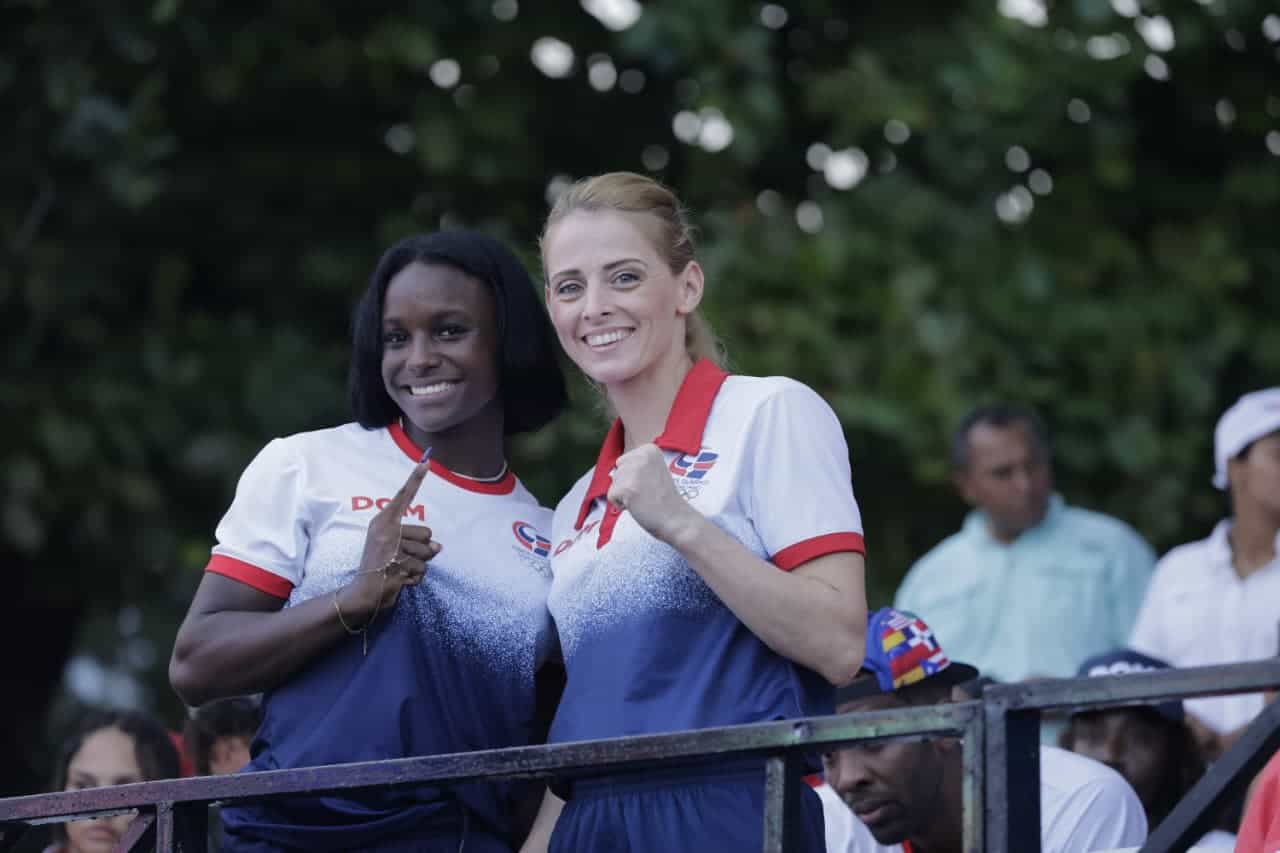 Liranyi Alonso y&nbsp; &nbsp;María Dimitrova.