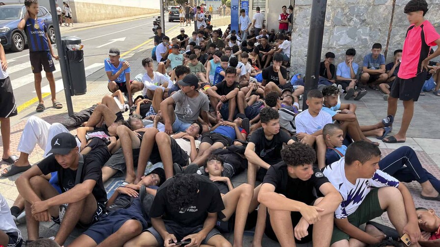 Marruecos vuelve a exigir a España la devolución rápida de sus menores desde Ceuta