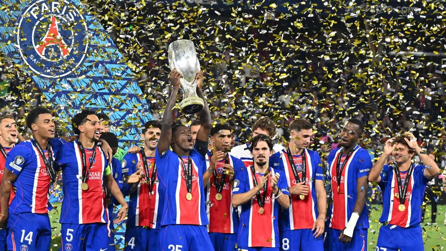 El PSG revalida la Supercopa de Europa al ganar 2-1 al Aston Villa