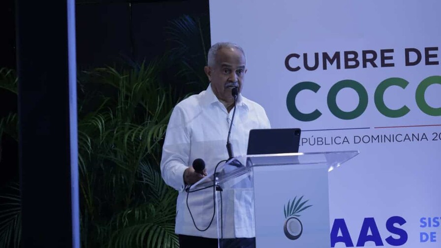RD puede exportar hasta US$300 millones en coco, afirma Osmar Benítez