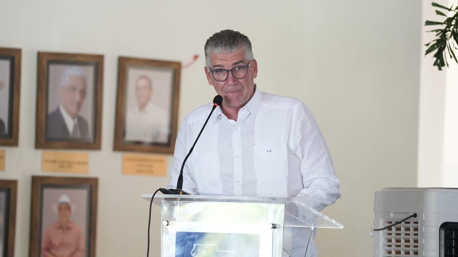 “Producir aquí y comprar aquí”: Eric Rivero propone usar compras públicas para fortalecer el agro