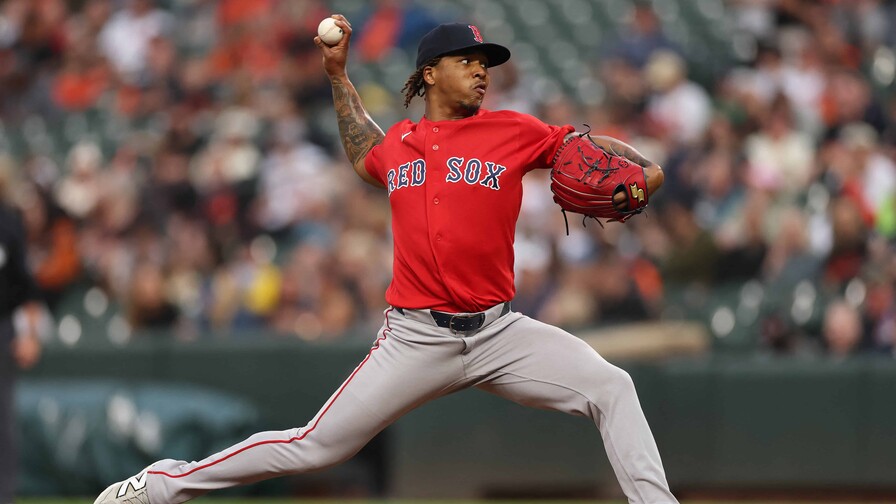 Brayan Bello; desastre como abridor, pero con números de Cy Young como relevista