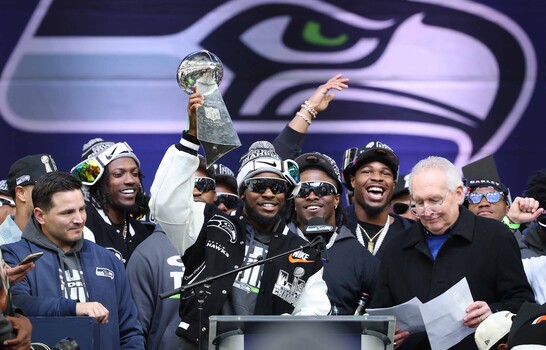 Devon Witherspoon firma histórica extensión por US$132 millones con los Seattle Seahawks