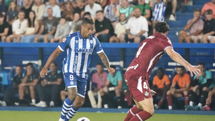 VIDEO | Asistencia y gol: el dominicano Mariano Díaz brilla en el arranque de LaLiga con el Alavés