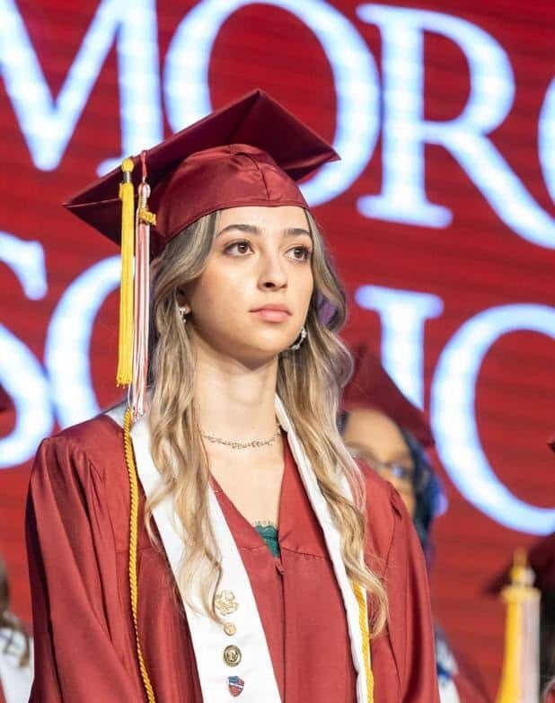 Gabriela, hija de dos diplomáticos de EE. UU., murió en Bahía de las Águilas en un accidente que su familia asegura pudo evitarse Gabriela, hija de dos diplomáticos de EE. UU., murió en Bahía de las Águilas en un accidente que su familia asegura pudo evitarse