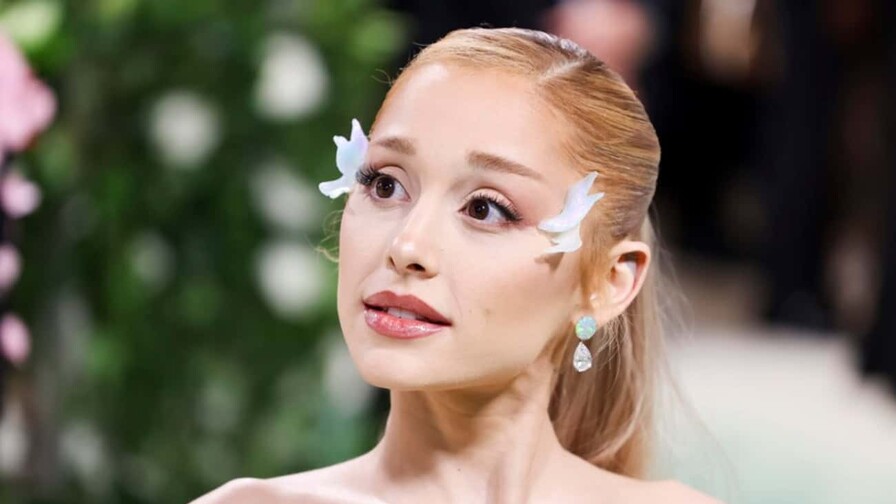 Ariana Grande arremete contra Trump por usar su música en video contra mujeres trans