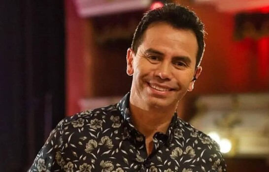 Cantante colombiano Jhonny Rivera ofrece su finca para refugiar ancianos tras el terremoto