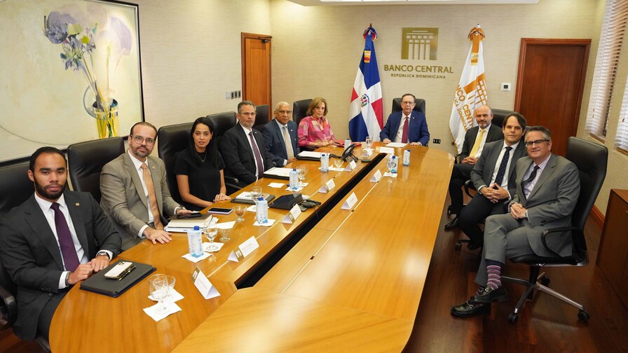 J.P. Morgan expresa intención de expandir inversiones en RD, tras encuentro con Valdez Albizu