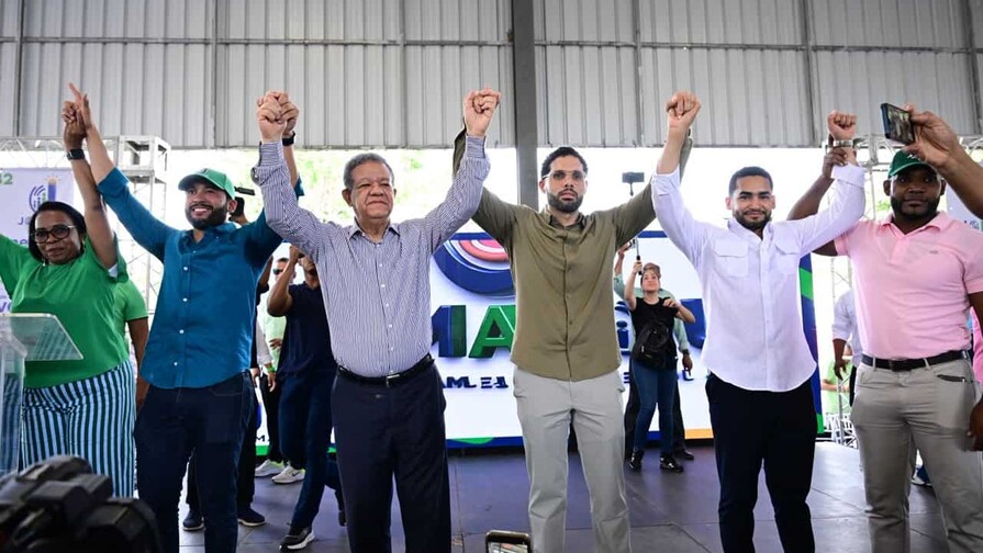 Fuerza del Pueblo refuerza sus estructuras en el Gran Santo Domingo con nuevas incorporaciones