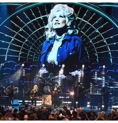 Adiós a Dolly Parton: 11 canciones que cuentan la historia de una leyenda de la música