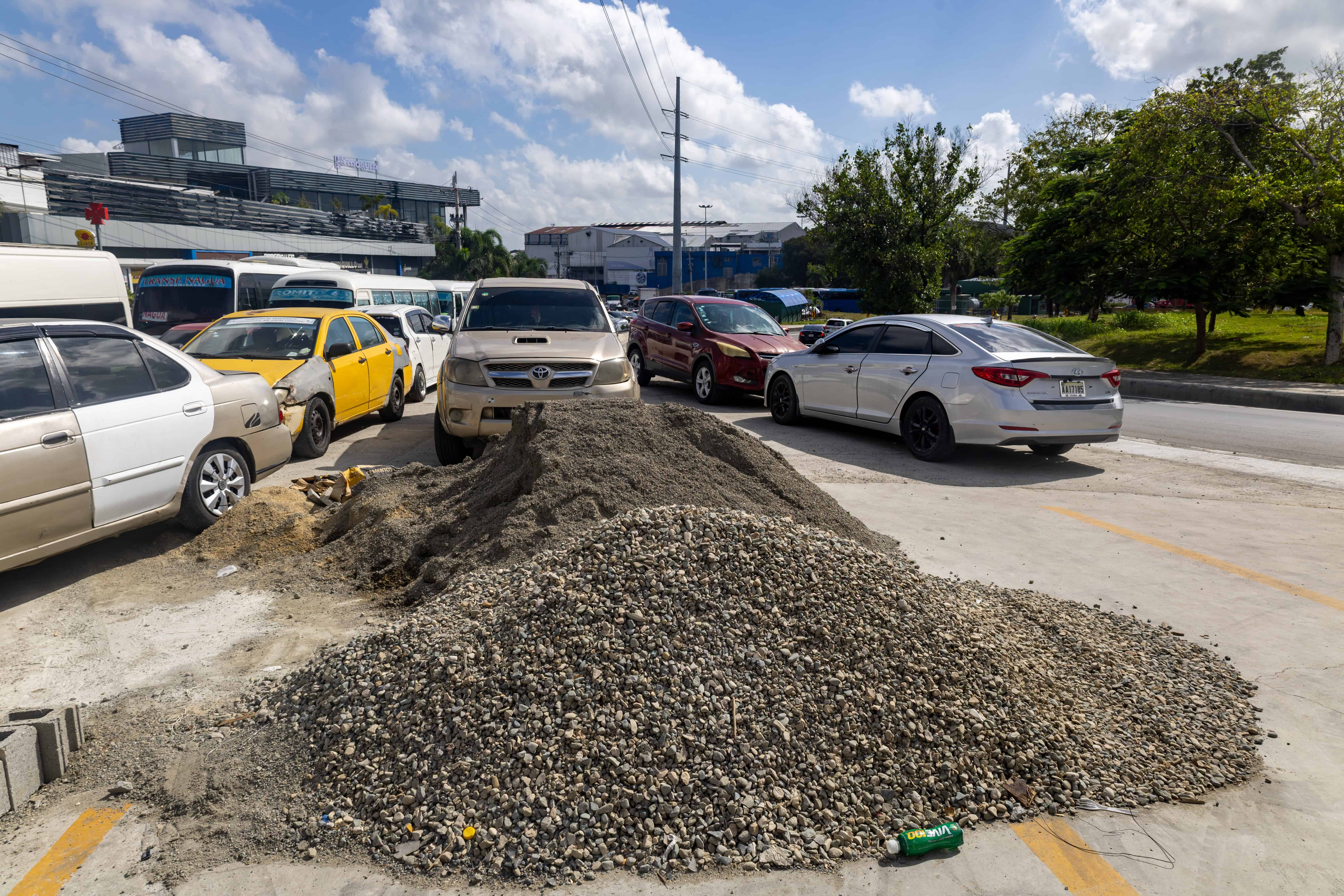Todavía se trabaja en la parte norte de la avenida Kennedy.