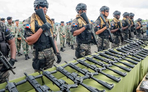 Cómo Abinader casi duplicó el gasto de Defensa y amplió el arsenal militar dominicano