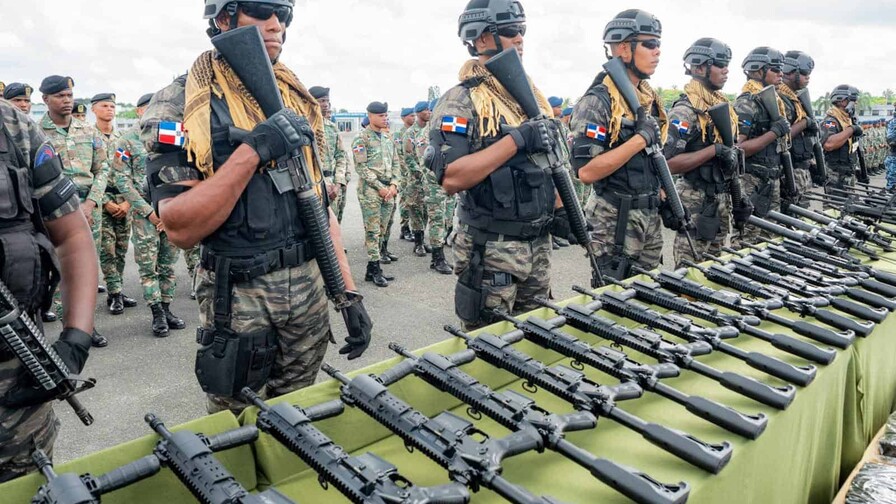Cómo Abinader casi duplicó el gasto de Defensa y amplió el arsenal militar dominicano