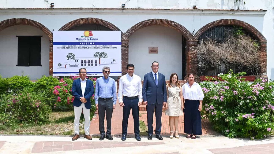 David Collado deja iniciada restauración de Casa Aybar en la Ciudad Colonial