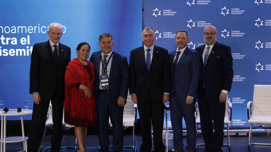 Expertos dicen que combatir el antisemitismo requiere leyes y políticas de prevención efectivas