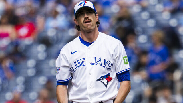 Shane Bieber sufre inflamación muscular y va a lista de lesionados