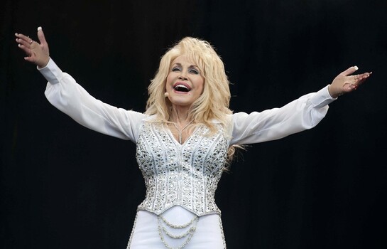 La música country llora la muerte de Dolly Parton, ícono de generaciones