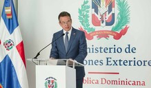 El canciller dominicano viaja a Canadá para ampliar la cooperación bilateral