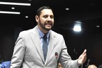 Becados tendrían que regresar a RD y trabajar hasta cinco años, según proyecto aprobado