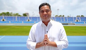 Ministro Kelvin Cruz aclara cómo será el acceso a la pista de atletismo en el Félix Sánchez