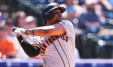VIDEO |Devers pega el 29, pero el novato criollo Héctor Rodríguez la saca 2 veces, Rojos remontan