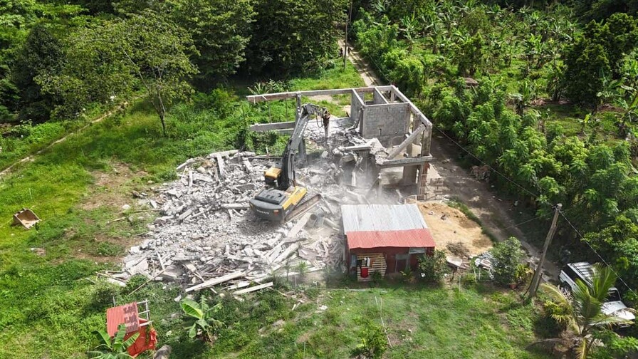 Intervienen obra junto al río Maimón que continuó pese a paralizaciones de Medio Ambiente