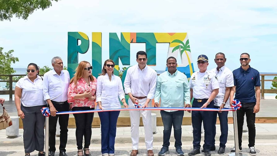 Ministerio de Turismo inaugura parador fotográfico en Punta Rucia