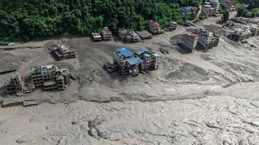 EE. UU. envía 500,000 dólares para emergencias en Nepal y un asesor para asistencia