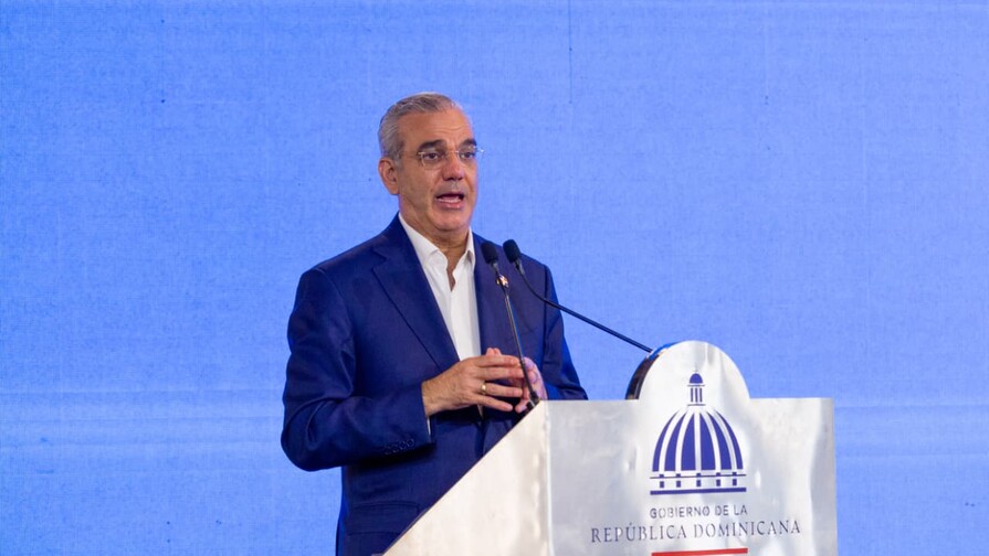 Abinader dice caso de diplomáticos se ha manejado con discreción para mantener relación con Cuba