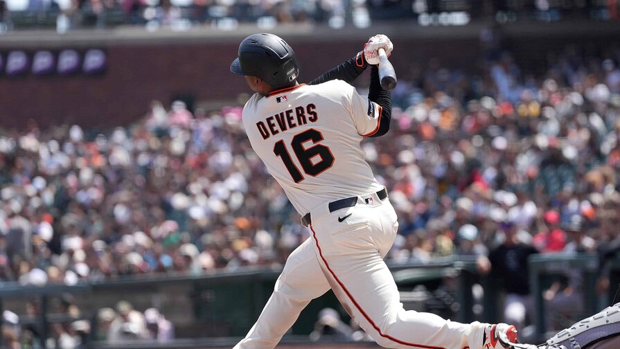 Devers, dos temporadas en una: el renacer de “Carita” con los Gigantes