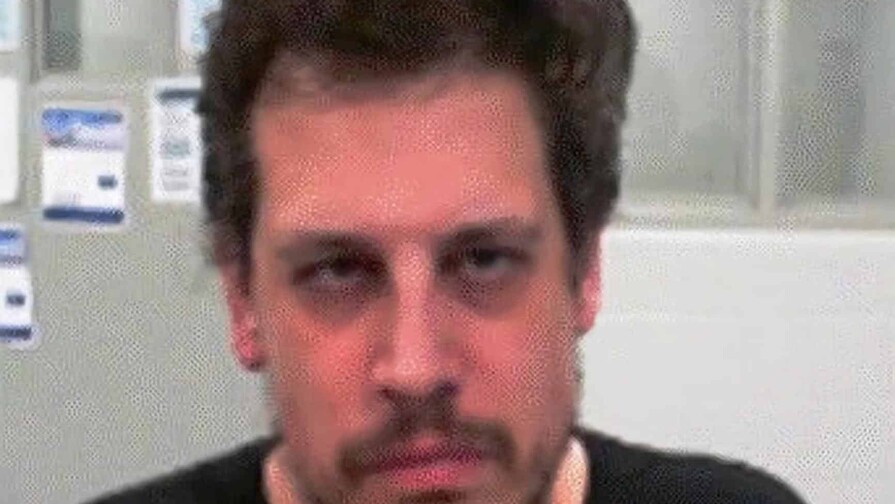Deportan a Reino Unido al ultraderechista Milo Yiannopoulos tras ser detenido por ICE Deportan a Reino Unido al ultraderechista Milo Yiannopoulos tras ser detenido por ICE