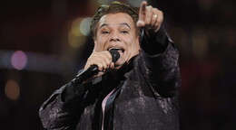 “Lo que se ve no se pregunta”: las frases de Juan Gabriel que siguen viviendo una década después
