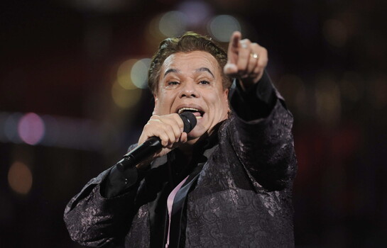 “Lo que se ve no se pregunta”: las frases de Juan Gabriel que siguen viviendo una década después