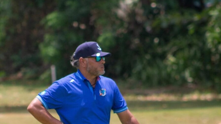 Román y Stewart comparten liderato tras primera jornada de la Copa Rotativa de Golf