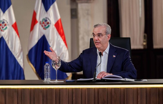 Abinader ordena publicar las auditorías de la Contraloría a partir de octubre