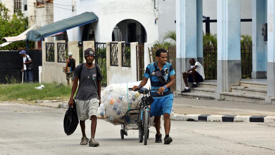 Cuba crea las bases para la entrada del mercado en su economía