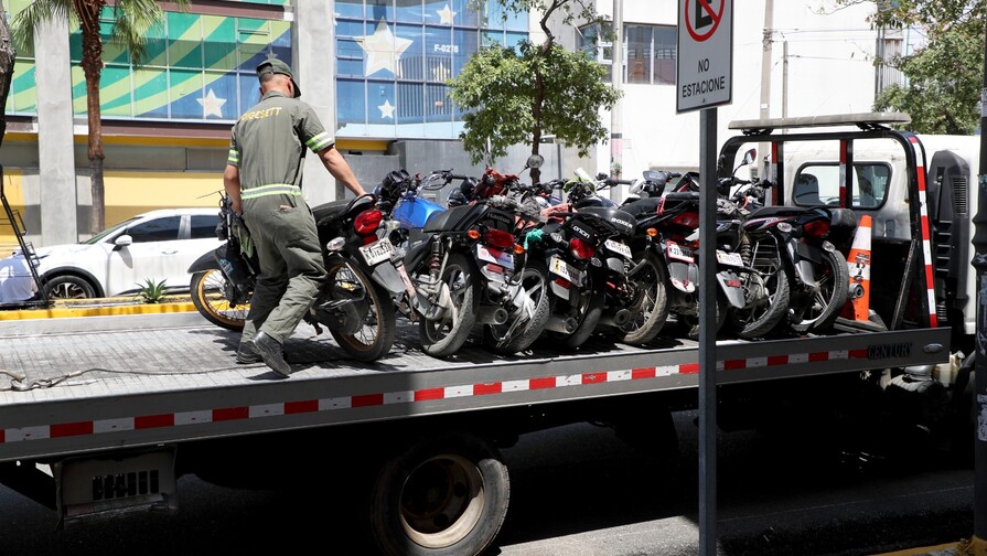 Intrant y Digesett fiscalizan a más de 82 motociclistas por violar normas de tránsito Intrant y Digesett fiscalizan a más de 82 motociclistas por violar normas de tránsito