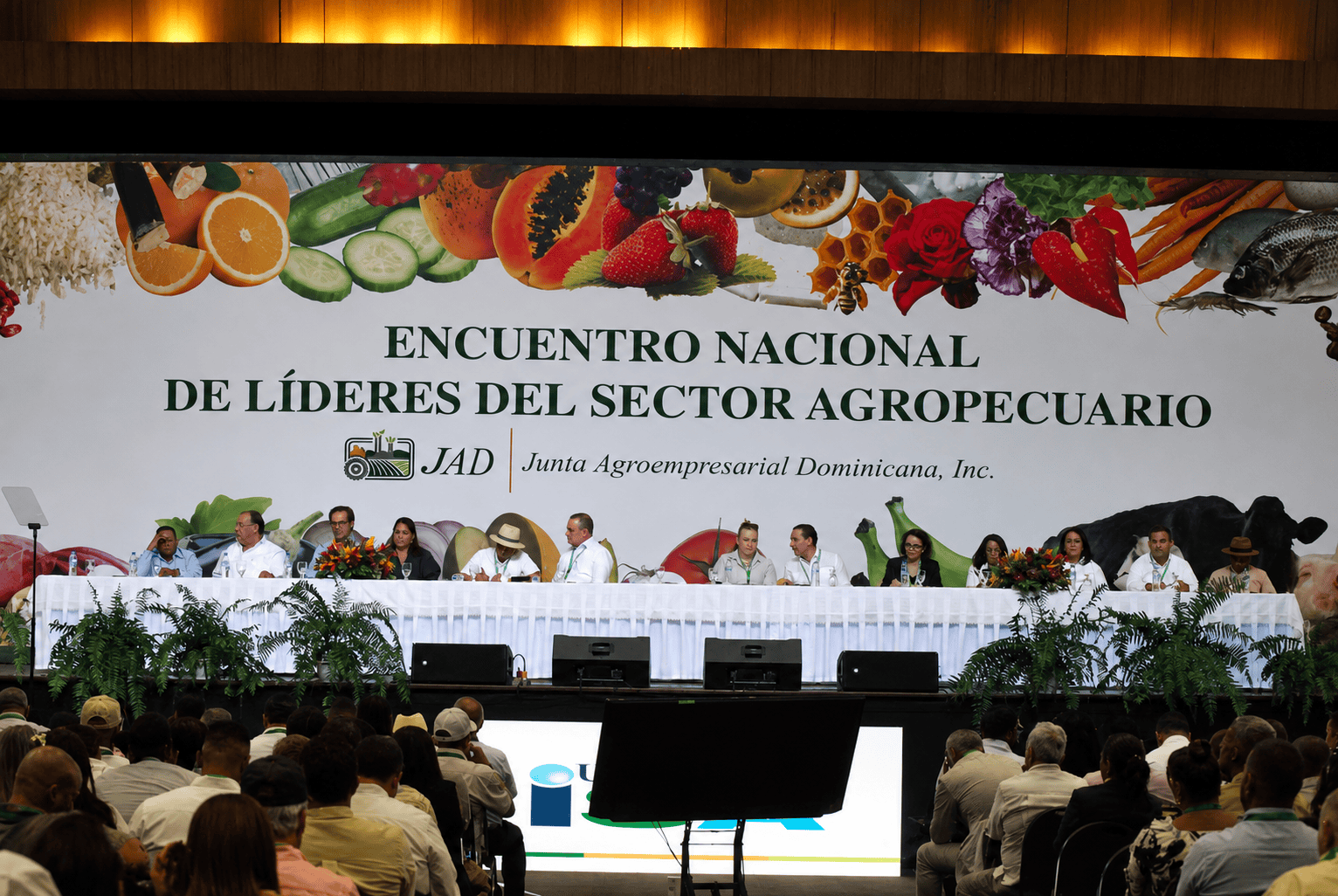 Mesa de honor en la apertura del XXVIII Encuentro de Líderes del Sector Agropecuario, el 2 de septiembre de 2026, en Bávaro, Punta Cana.