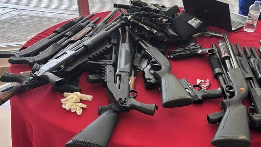Operación Armum: ocupan 200 armas y 40,000 municiones en allanamientos a armerías