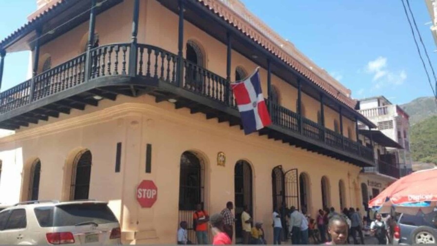 ¿Cuántos años llevan cerrados los consulados dominicanos en Haití?