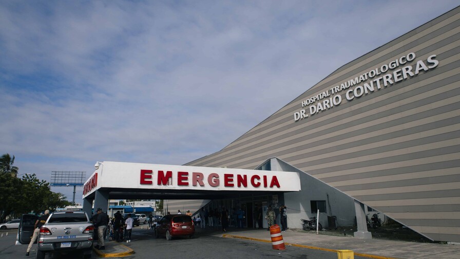 Hospital Darío Contreras insta a denunciar cualquier intento de cobro indebido dentro del centro