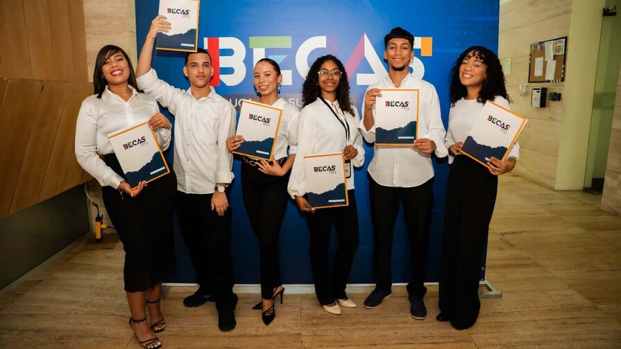 ITLA otorga 118 becas de educación superior para carreras tecnológicas