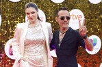 El talento latino brilla en la alfombra roja de los Premios Juventud