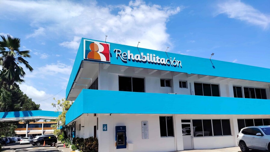 Padres se quejan por aumentos en terapias y Rehabilitación responde Padres se quejan por aumentos en terapias y Rehabilitación responde