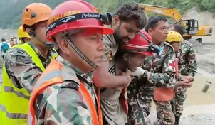 Rescatados en Nepal dos trabajadores que pasaron nueve días atrapados por el deslave