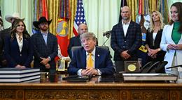 Trump dice que México no tiene nada que ofrecer a EE. UU., solo tamales picantes y tomates
