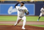 Freddy Peralta sigue intratable con los Rays en barrida a Astros Freddy Peralta sigue intratable con los Rays en barrida a Astros